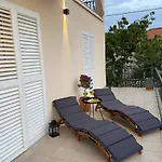 Noni דירה *