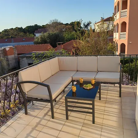 Apartman Noni Biograd Na Moru