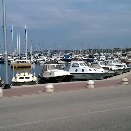 Noni Biograd Na Moru